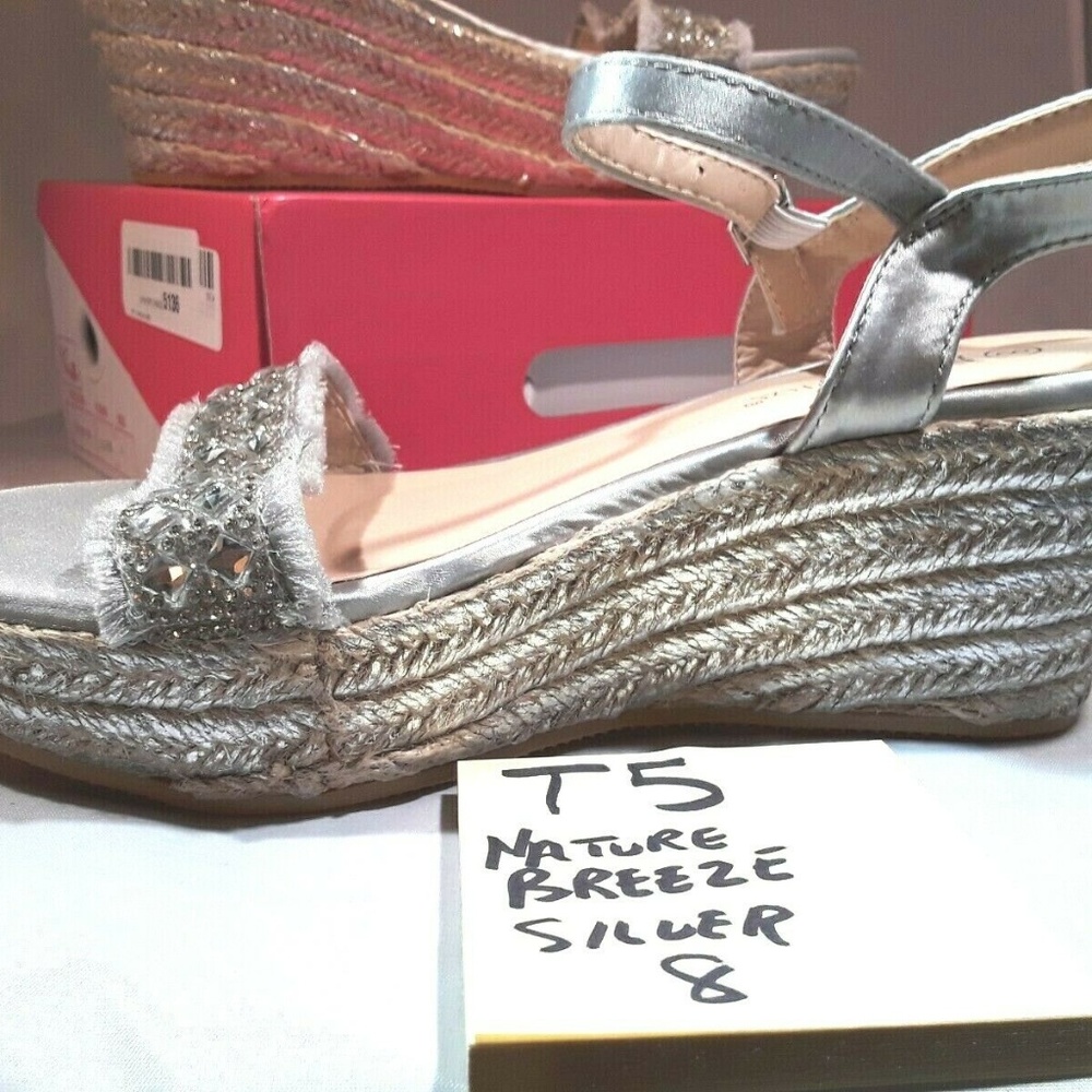 T5 Nature Breeze Womens  Silver Sandal Shoe US Wom